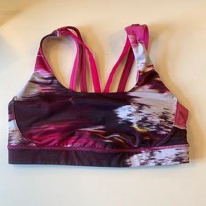 Lululemon sports bra